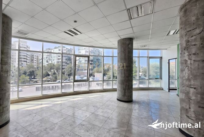 Ambient biznesi ne shitje 3+1 ne Tirane - 672,000 Euro