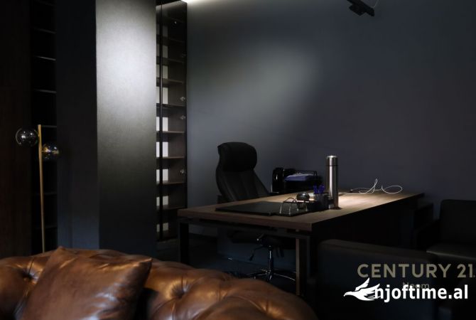 Ambient biznesi ne shitje 3+1 ne Tirane - 1,300,000 Euro
