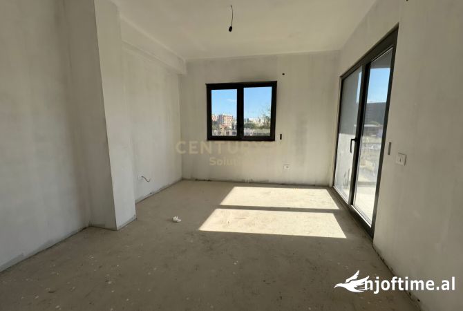 Shtepi ne shitje 2+1 ne Tirane - 158,000 Euro