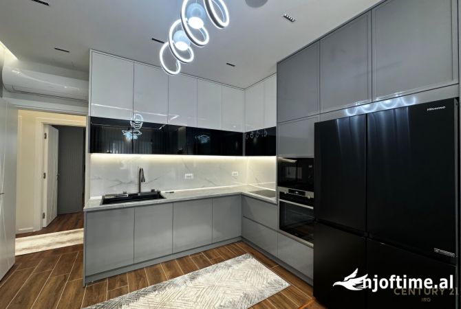 Casa in affitto 2+1 a Tirana - 1,000 Euro