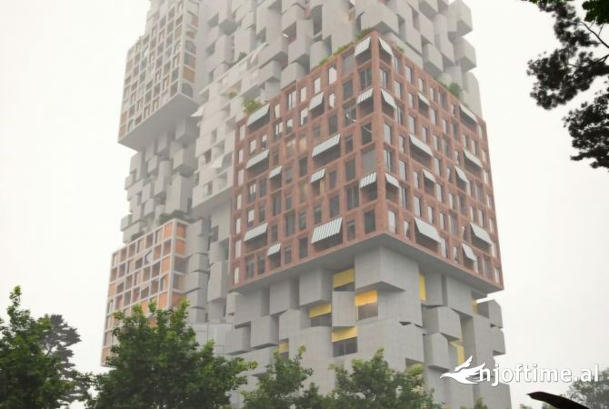 Shtepi ne shitje Apartament ne Tirane, 2+1, Mobilimi Bosh, pa mobiluar, Pagesa 320,000  Euro.