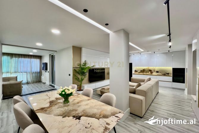 Shtepi me qera 2+1 ne Tirane - 2,300 Euro