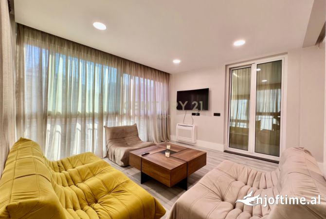 Shtepi me qera 2+1 ne Tirane - 2,300 Euro