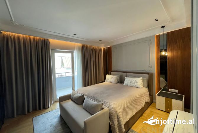 Shtepi me qera 2+1 ne Tirane - 2,000 Euro