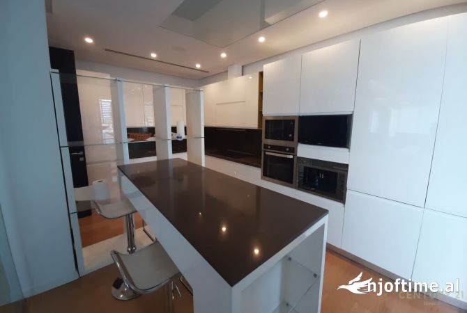 House for Sale 4+1 in Tirana - 850,000 Euro