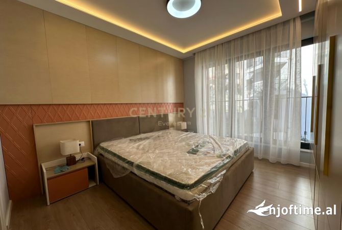 Shtepi me qera Apartament ne Tirane, 2+1, Mobilimi E mobiluar, Pagesa 900  Euro.