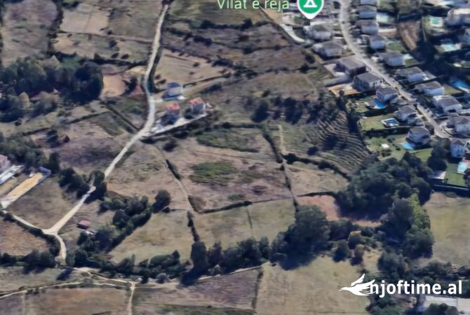 Truall ose Toke ne Tirane - 530,000 Euro