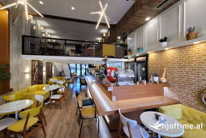 Ambient biznesi me qera 2+1 ne Tirane - 2,200 Euro