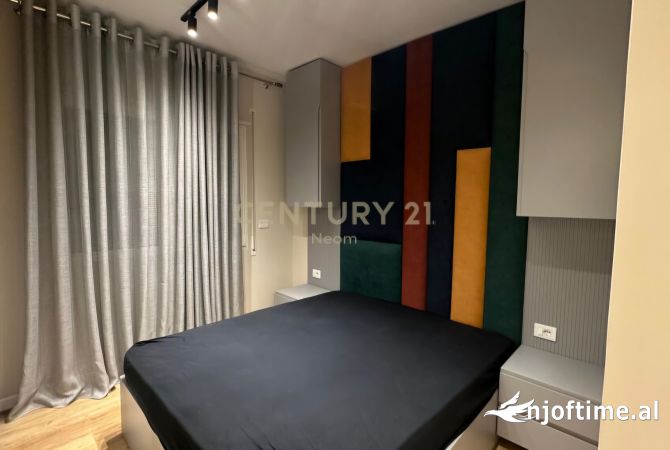 Shtepi me qera Apartament ne Tirane, 2+1, Mobilimi E mobiluar, Pagesa 1,000  Euro.