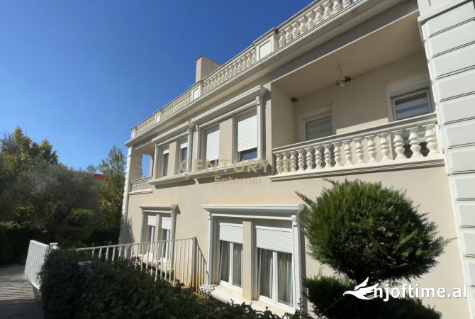 Casa in vendita 3+1 a Tirana - 950,000 Euro