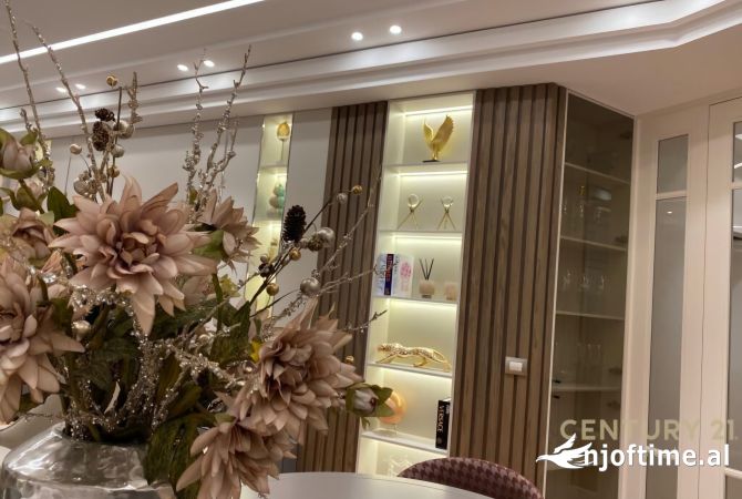 Shtepi ne shitje 3+1 ne Tirane - 380,000 Euro
