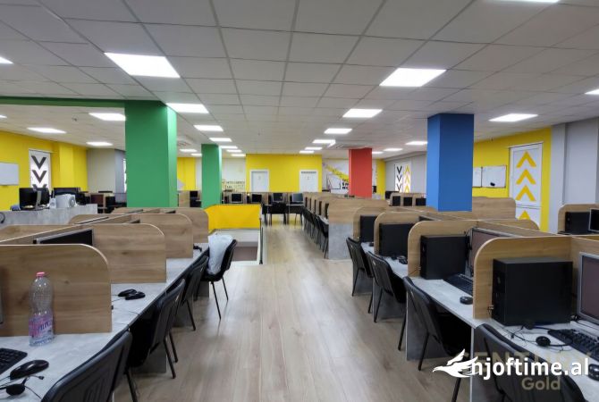 Ambient biznesi me qera 3+1 ne Tirane - 7,000 Euro