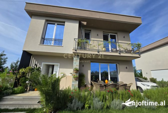 Casa in vendita 3+1 a Durazzo - 440,000 Euro