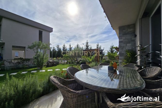 Shtepi ne shitje 3+1 ne Durres - 440,000 Euro