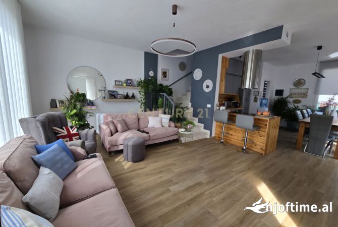 Shtepi ne shitje 3+1 ne Durres - 440,000 Euro