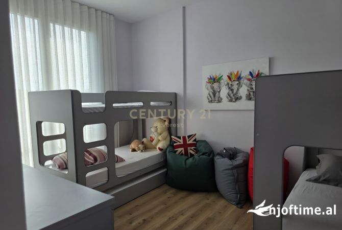 Shtepi ne shitje Vila Luksoze ne Durres, 3+1, Mobilimi E mobiluar, Pagesa 440,000  Euro.