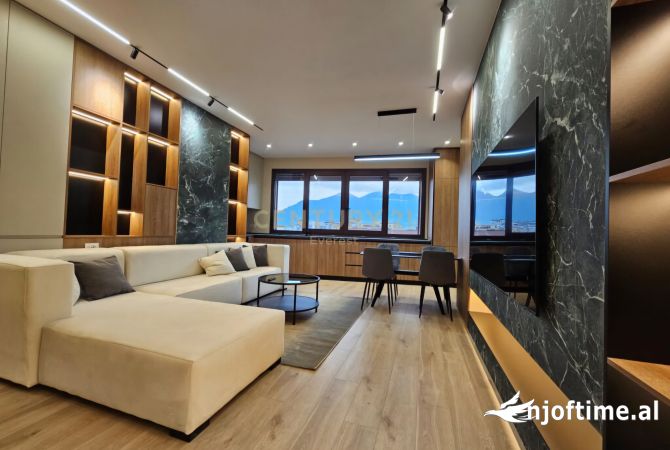 Shtepi me qera 2+1 ne Tirane - 1,600 Euro