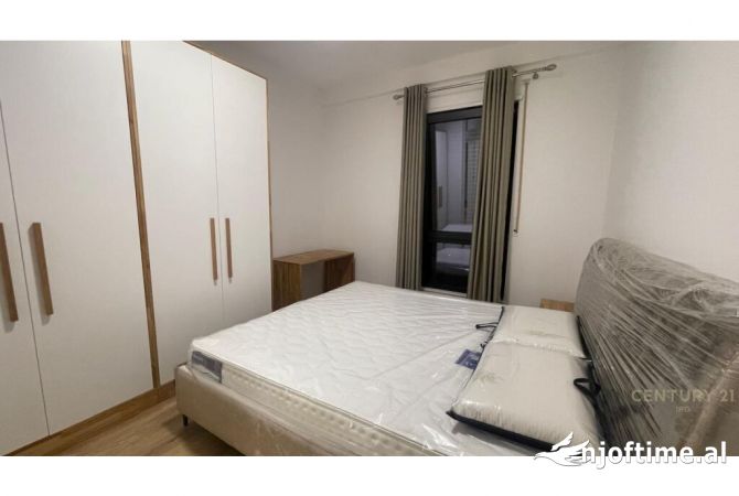 Shtepi me qera 2+1 ne Tirane - 800 Euro