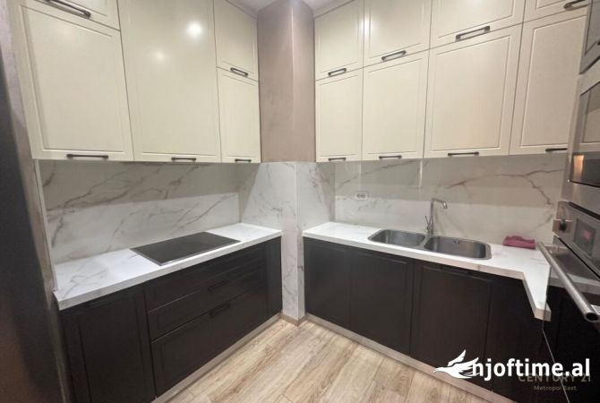 Shtepi ne shitje 3+1 ne Tirane - 320,000 Euro