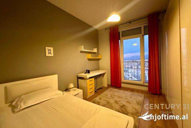 Shtepi me qera Apartament ne Tirane, 2+1, Mobilimi E mobiluar, Pagesa 800  Euro.
