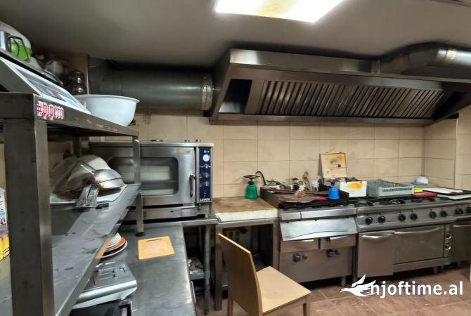 🏢 AMBIENT KOMERCIAL PER QIRA NE BLLOK