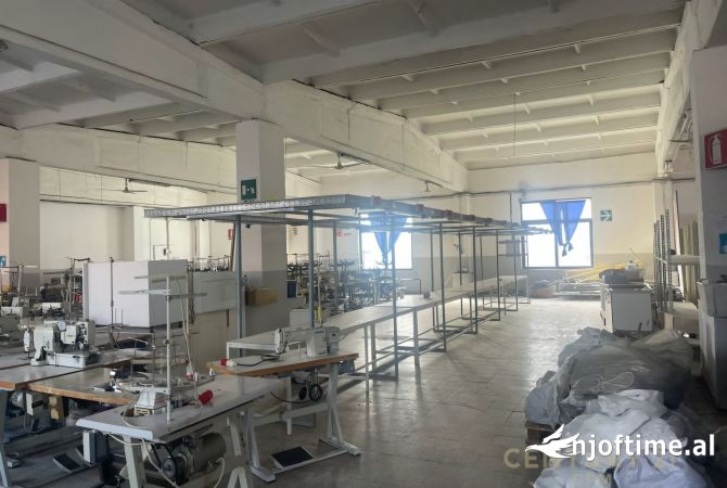 Ambient biznesi me qera 3+1 ne Tirane - 7,000 Euro
