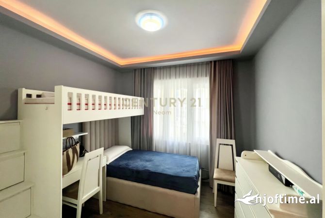 Shtepi ne shitje 2+1 ne Tirane - 220,000 Euro