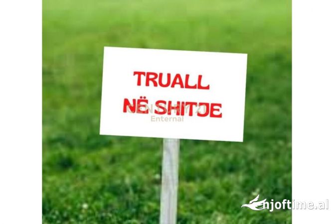 Truall ose Toke  ne Durres - 4,500,000 Euro