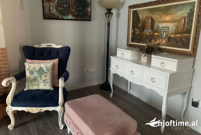 House for Sale 4+1 in Tirana - 370,000 Euro