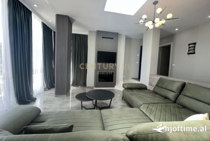 Shtepi me qera 3+1 ne Tirane - 2,000 Euro