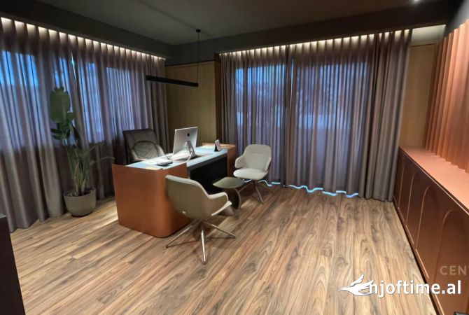 Ambient biznesi ne shitje 3+1 ne Tirane - 530,000 Euro