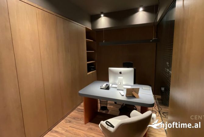 Ambient biznesi ne shitje 3+1 ne Tirane - 530,000 Euro
