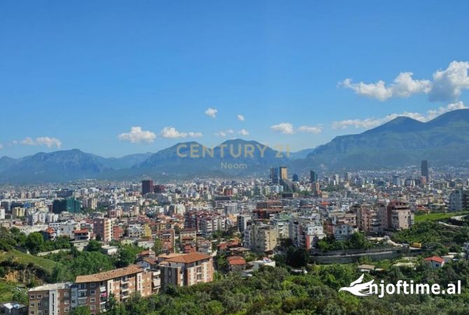 Shtepi ne shitje Apartament ne Tirane, 3+1, Mobilimi Bosh, pa mobiluar, Pagesa 221,000  Euro.