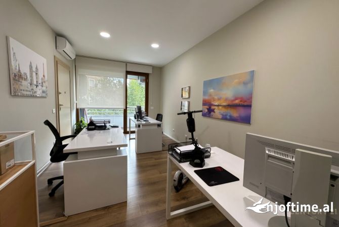 Ambient biznesi me qera 3+1 ne Tirane - 3,000 Euro