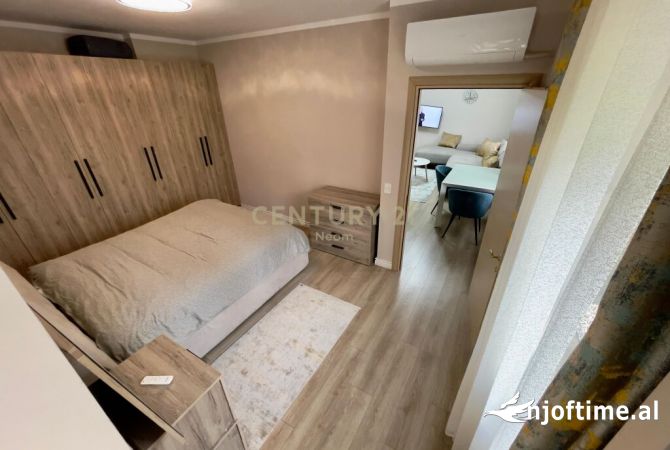 Shtepi me qera Apartament ne Tirane, 1+1, Mobilimi E mobiluar, Pagesa 550  Euro.