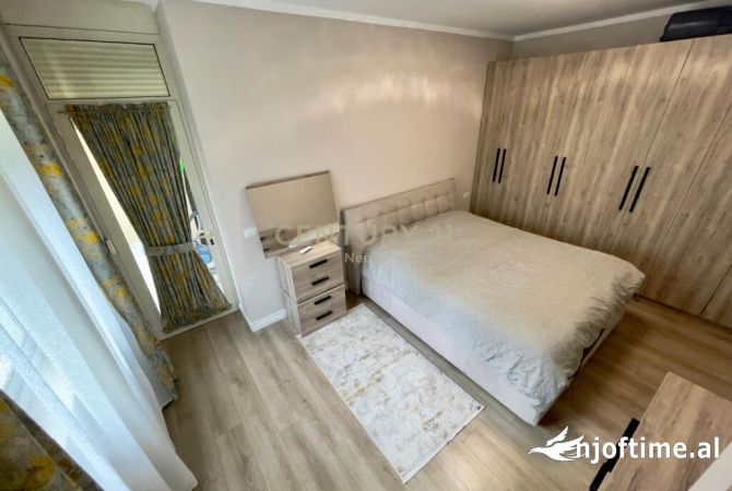 Shtepi me qera Apartament ne Tirane, 1+1, Mobilimi E mobiluar, Pagesa 550  Euro.
