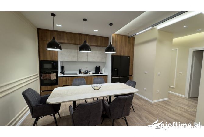 Shtepi me qera Apartament ne Tirane, 2+1, Mobilimi E mobiluar, Pagesa 1,300  Euro.