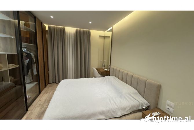Shtepi me qera Apartament ne Tirane, 2+1, Mobilimi E mobiluar, Pagesa 1,300  Euro.