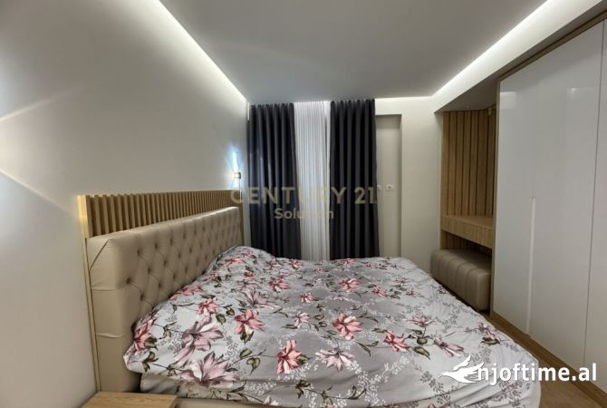 Shtepi me qera Apartament ne Tirane, 2+1, Mobilimi E mobiluar, Pagesa 1,200  Euro.