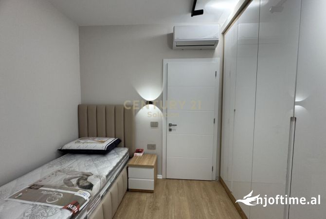 Shtepi me qera Apartament ne Tirane, 2+1, Mobilimi E mobiluar, Pagesa 1,200  Euro.