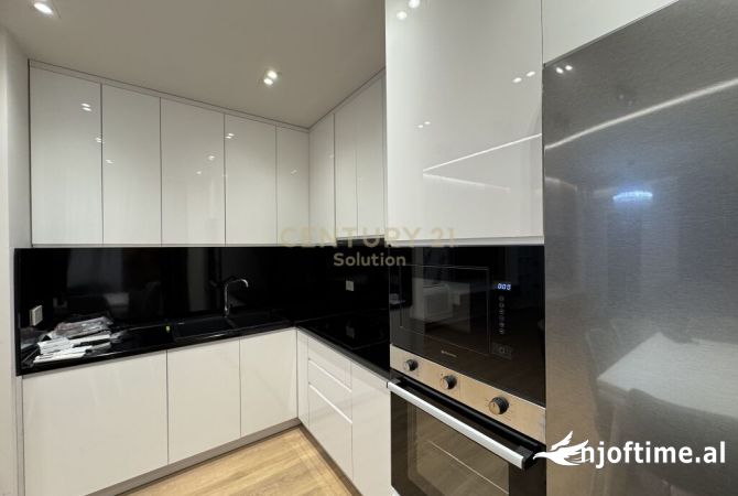 Shtepi me qera Apartament ne Tirane, 2+1, Mobilimi E mobiluar, Pagesa 1,200  Euro.