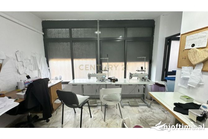 JEPET ME QIRA APARTAMENT 2+1 NE LAPRAKE PER BANIM/ZYRA + POST PARKIMI !!