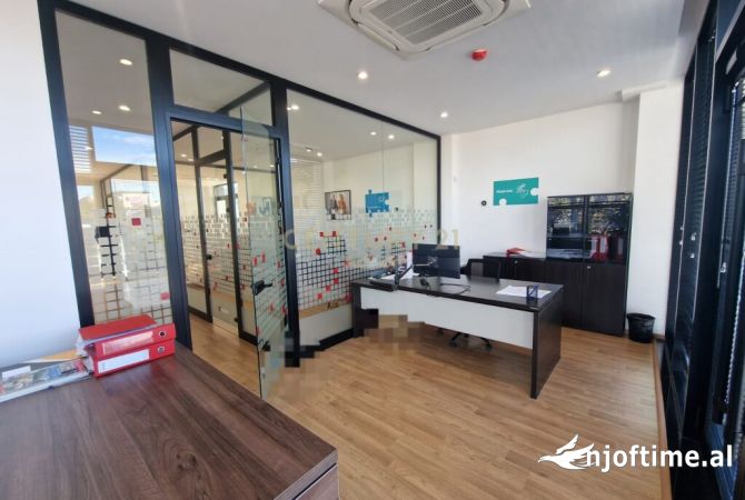 JEPET ME QIRA OBJEKT KOMERCIAL, SAUK I RI - TIRANE ‼️