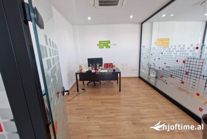 JEPET ME QIRA OBJEKT KOMERCIAL, SAUK I RI - TIRANE ‼️