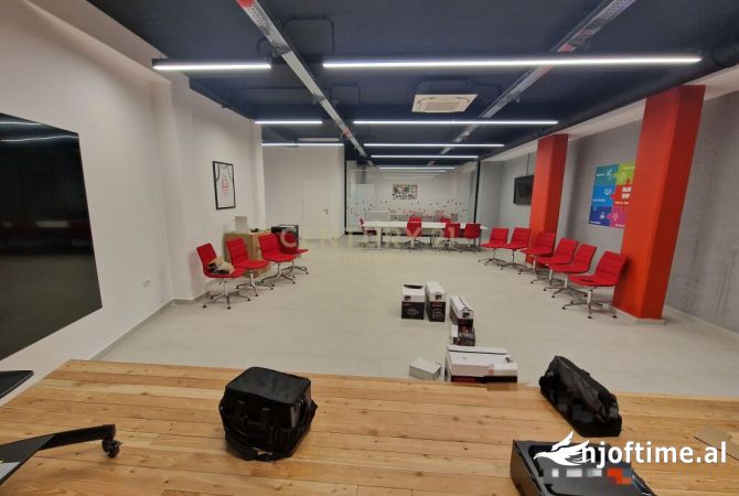 JEPET ME QIRA OBJEKT KOMERCIAL, SAUK I RI - TIRANE ‼️