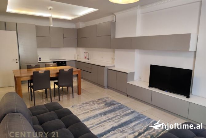Shtepi ne shitje 2+1 ne Tirane - 260,000 Euro