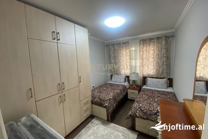 Shtepi ne shitje Apartament ne Tirane, 2+1, Mobilimi E mobiluar, Pagesa 280,000  Euro.
