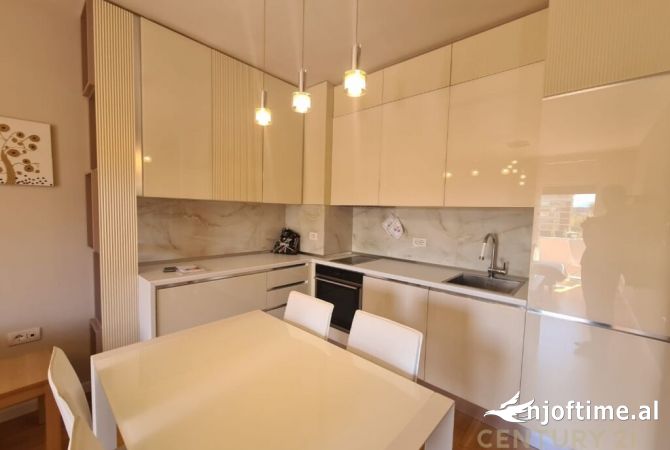 Shtepi me qera 1+1 ne Tirane - 550 Euro