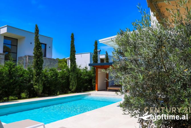 Shtepi ne shitje 4+1 ne Durres - 1,200,000 Euro