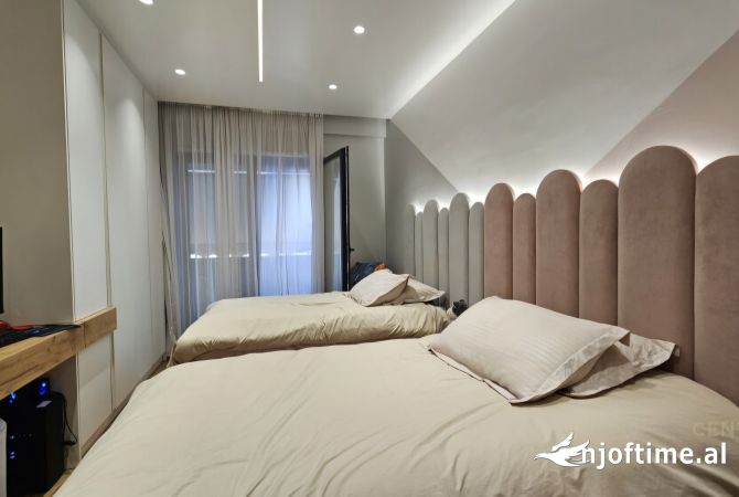 Apartment for sale in Tirana 2+1, Furnished